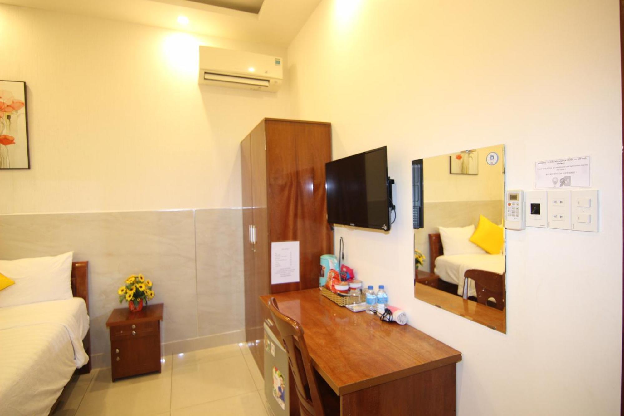 Khanh Vinh Hotel Дананг Екстер'єр фото